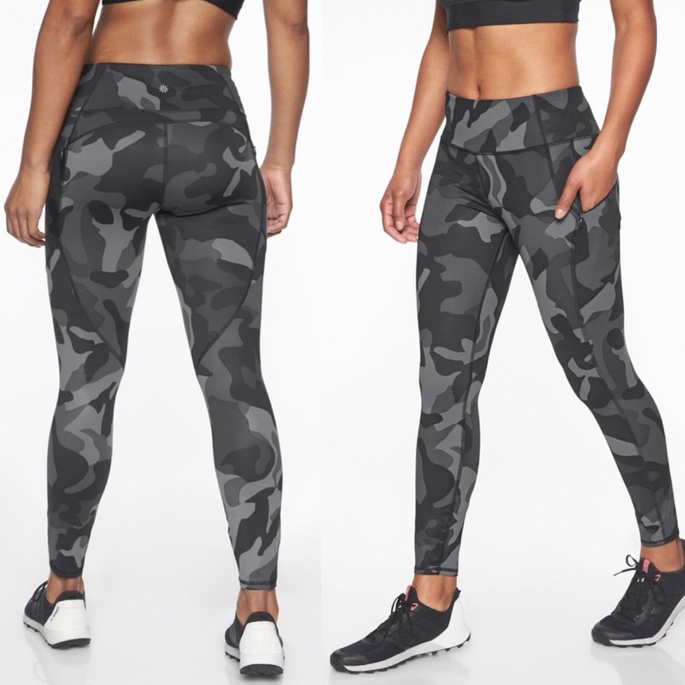 ATHLETA Gray Camo Contender 7/8 Tight Active Workout Gym Running Leggings Size M
